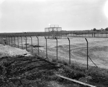 Gasbel te Slochteren Nederlandse Gas Unie werkzaamheden, Bestanddeelnr 915-2657 photo