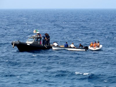 Garde-côtes حرس السواحل 1 photo