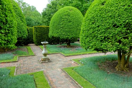 Garden - Alfriston Clergy House - Alfriston, East Sussex, England - DSC05131
