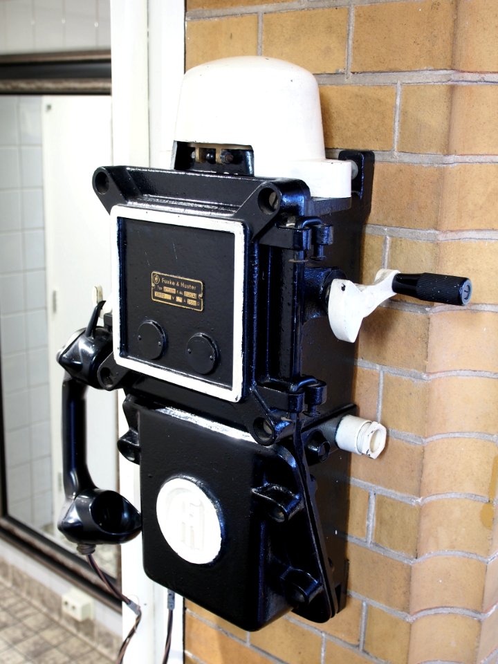 Funke & Huster telefoon pic1