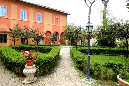 Garden - Museo Pietro Canonica - Villa Borghese - Rome, Italy - DSC05035