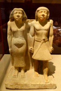 Funerary statue of a man and his wife, Egypt, perhaps Giza, Old Kingdom, Dynasty 5, probably reign of Nyuserra, c. 2445-2421 BC, limestone, pigment - Oriental Institute Museum, University of Chicago - DSC08078