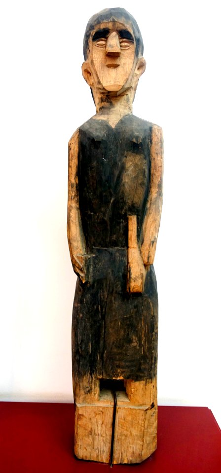 Funerary statue, Giarai - Vietnam Museum of Ethnology - Hanoi, Vietnam - DSC03349