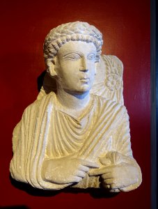 Funerary bust of a man from Palmyra, Roman Imperial period, 3rd century AD - Museo Gregoriano Egizio - Vatican Museums - DSC00845