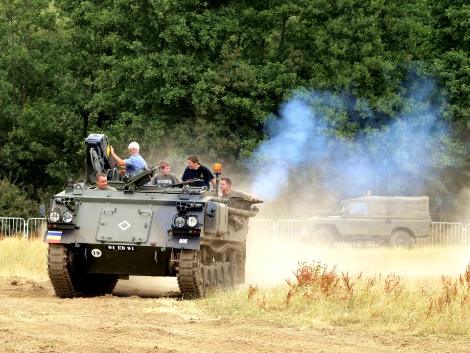 FV434 fitters vehicle pic-001