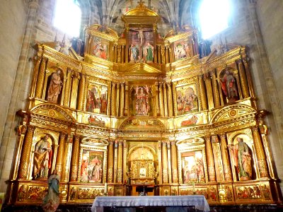 Güeñes - Iglesia de Santa María, retablo mayor 11