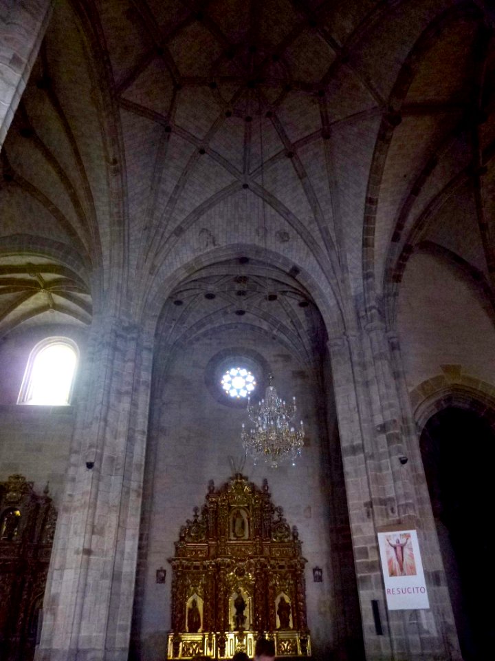 Güeñes - Iglesia de Santa María 21