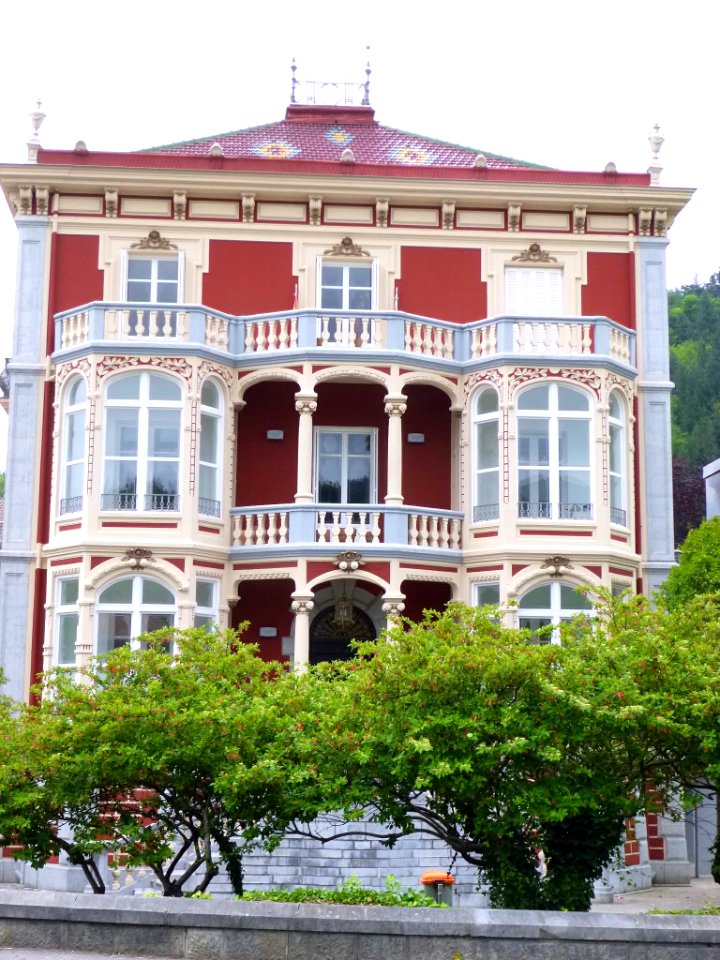Güeñes - Ayuntamiento (Villa Urrutia) 09