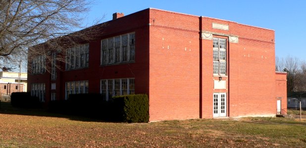 G. W. Carver School (Fulton, MO) from SW 2