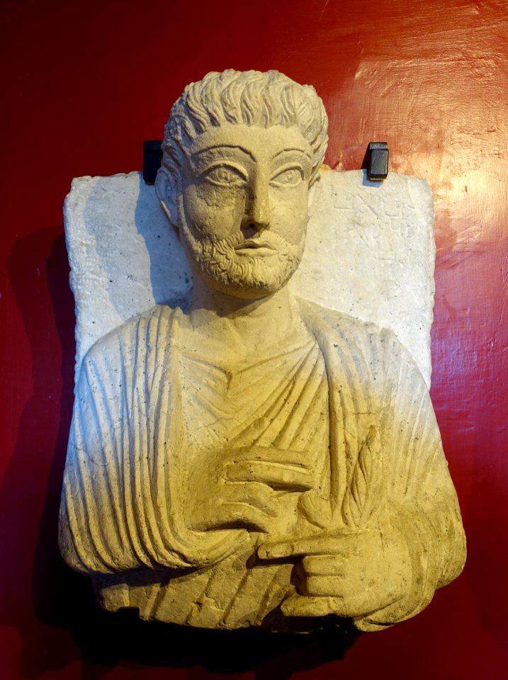 Funerary bust of a man from Palmyra, Roman Imperial period, 2nd century AD - Museo Gregoriano Egizio - Vatican Museums - DSC00843