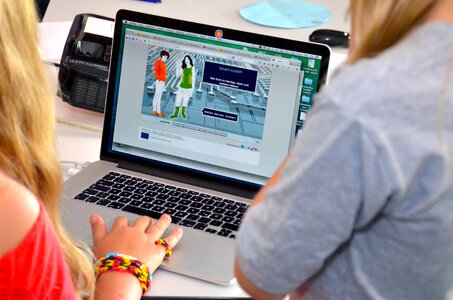 Computer media school
