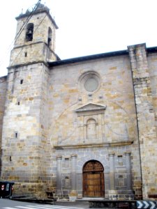 Güeñes - Iglesia de Santa María 01