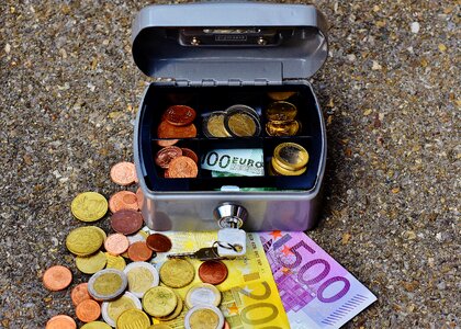 Cash box finance money box