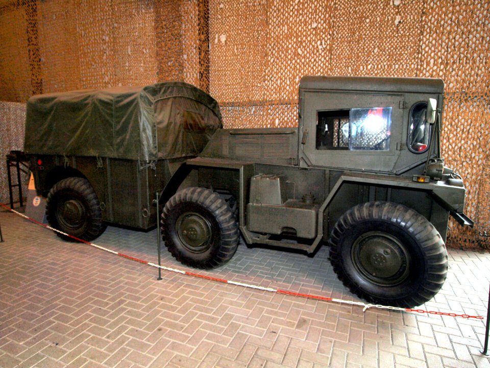 G-874 6x6 Gama Goat M561 Amphibious Cargo pic2