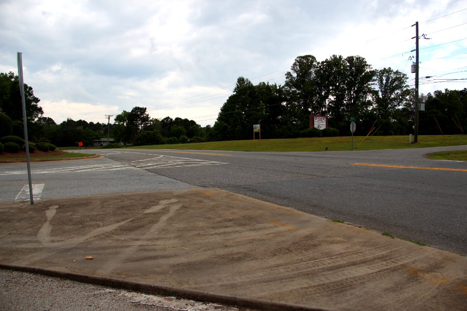 GA SR 371 in front of Covenant Christian Academy, May 2017