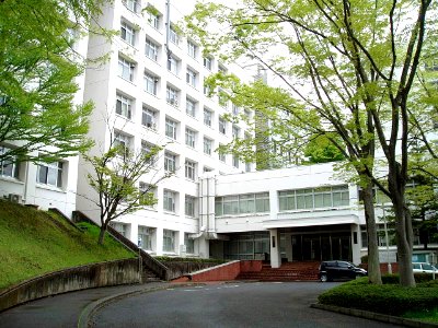 Fukushima-Univ-Human-2012050401