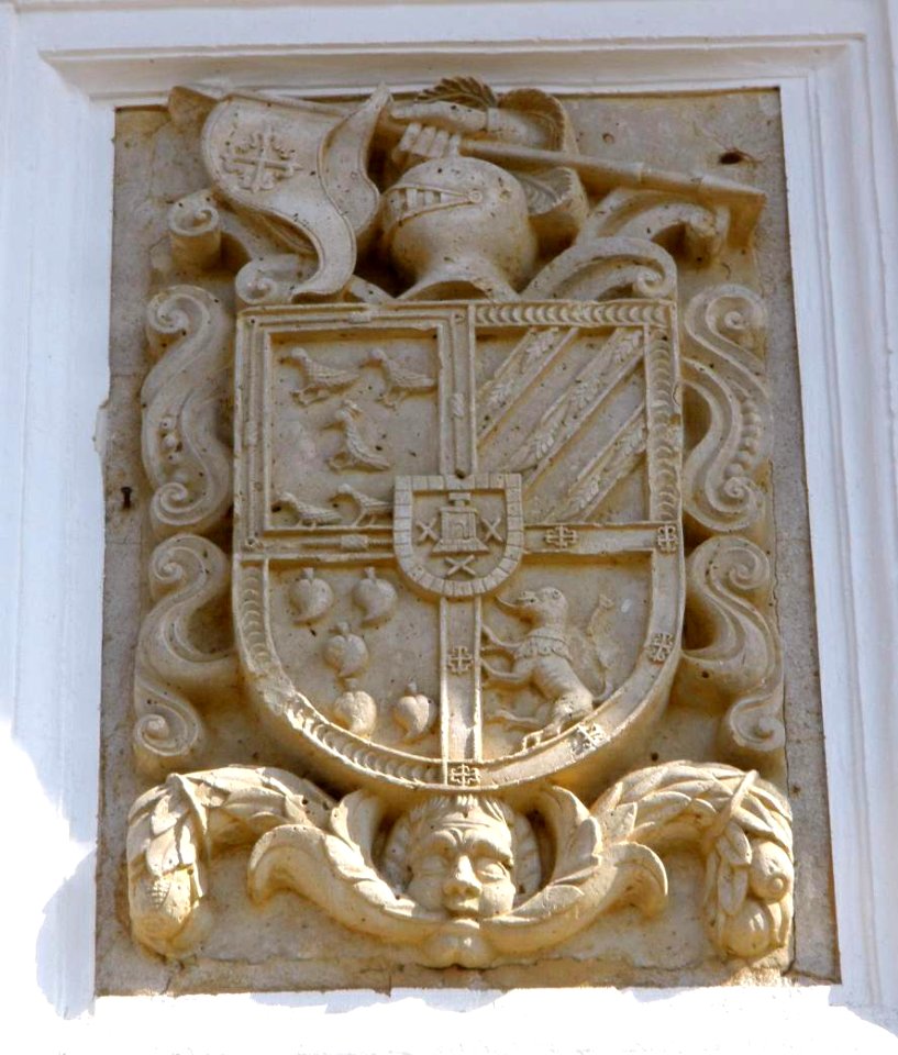 Fuentes de Nava - escudos 2