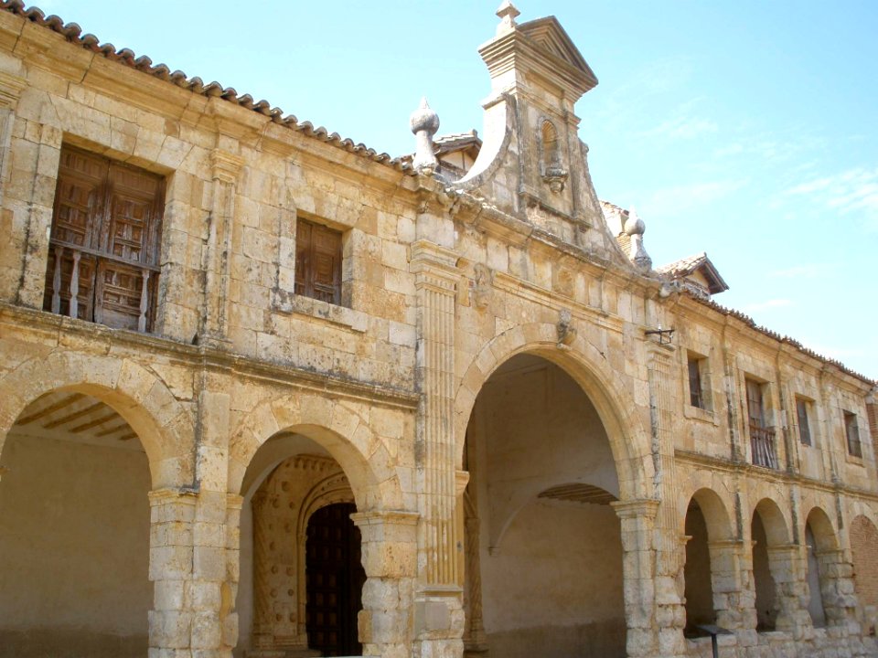Fuentes de Nava -Iglesia de Santa Maria 1