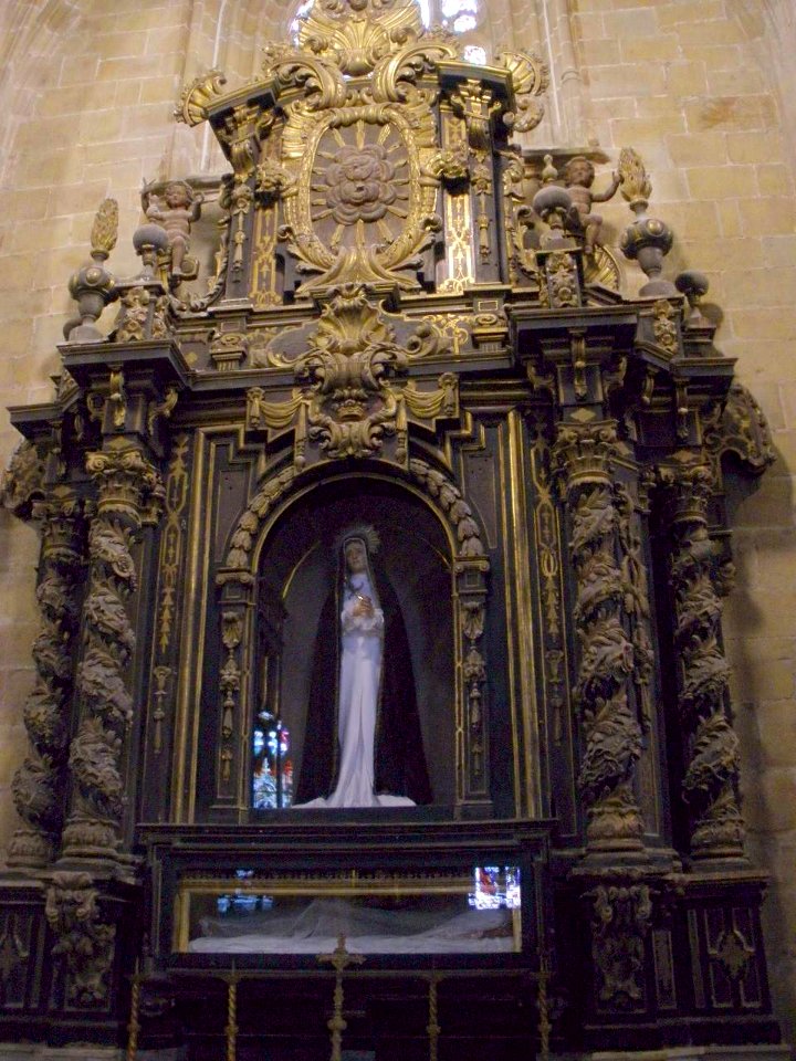 Fuenterrabia - Iglesia de Santa María de la Asunción y del Manzano 36