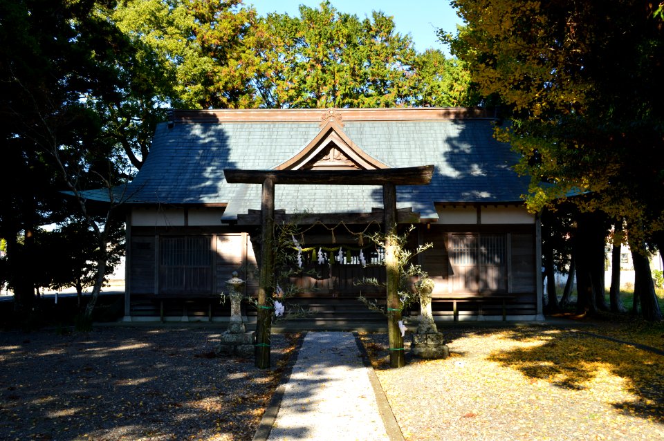 Fukabuchi-jinja, haiden-1