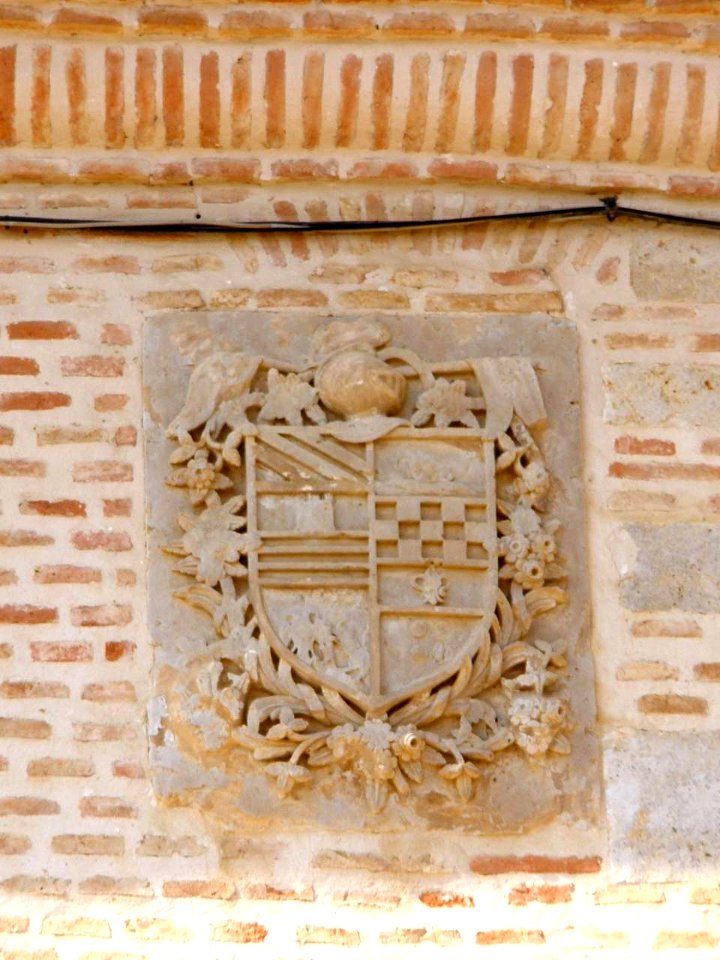 Fuentes de Nava - escudos 4