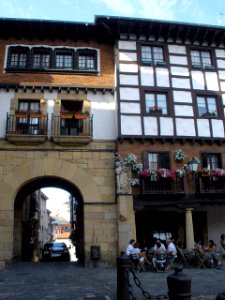Fuenterrabía - Plaza de Gipuzkoa 8
