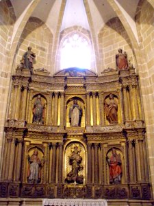 Fuenterrabia - Iglesia de Santa María de la Asunción y del Manzano 43