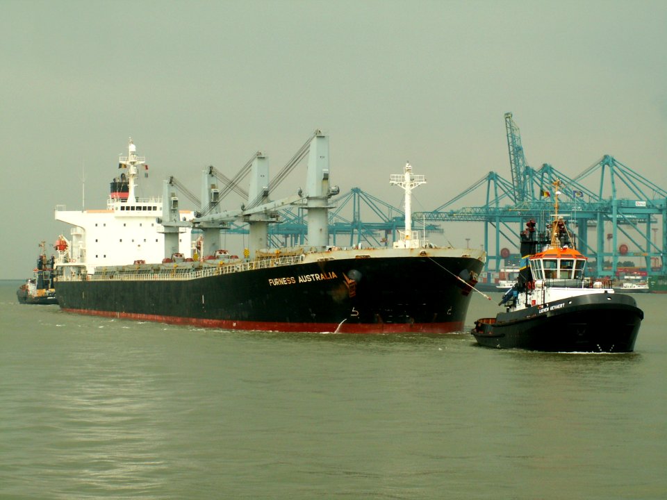 Furness Australia - IMO 9243459 - Callsign H9NZ p2 at Port of Antwerp, Belgium 01-Sep-2005