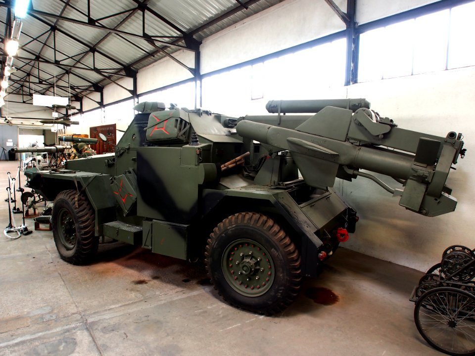 FV1620 Humber Hornet (FV1620, Truck 1 ton, air portable, launcher, Hornet in the Musée des Blindés, France, pic-4