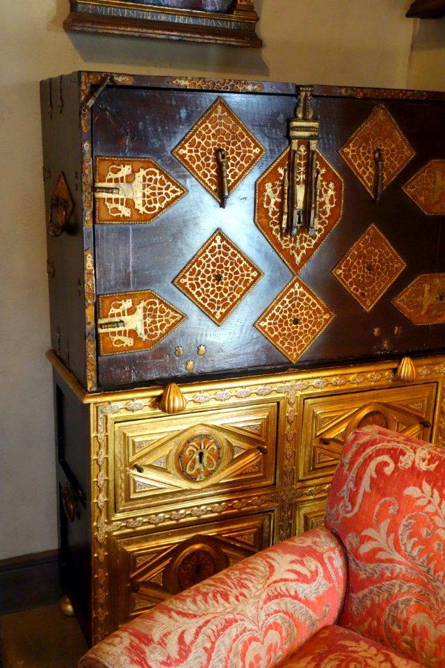 Furniture - Hearst Castle - DSC06890