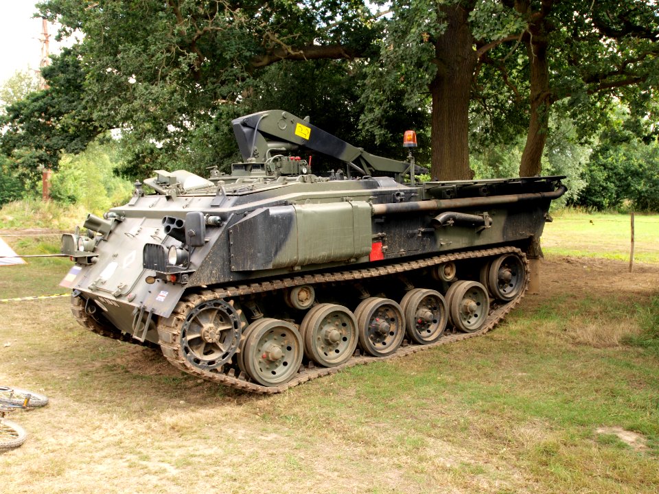 FV434 fitters vehicle pic-006