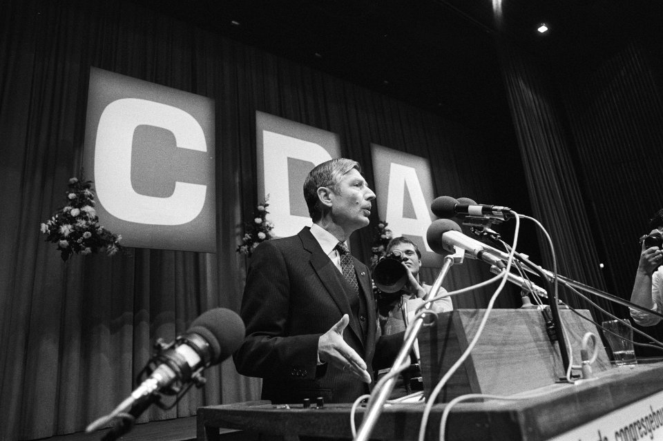 Fusie congres CDA in Den Haag , Prem, Bestanddeelnr 931-0782