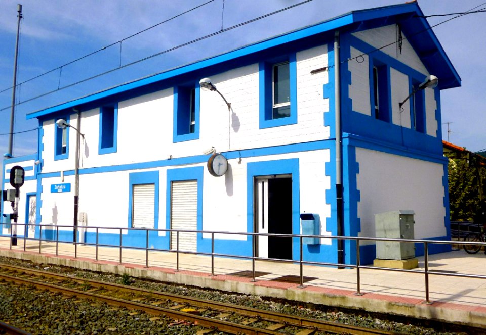 Galdácano - Estación de Zuhatzu (Euskotren) 2
