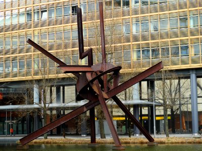 Galileo.Mark.di.Suvero.Piano-See.4