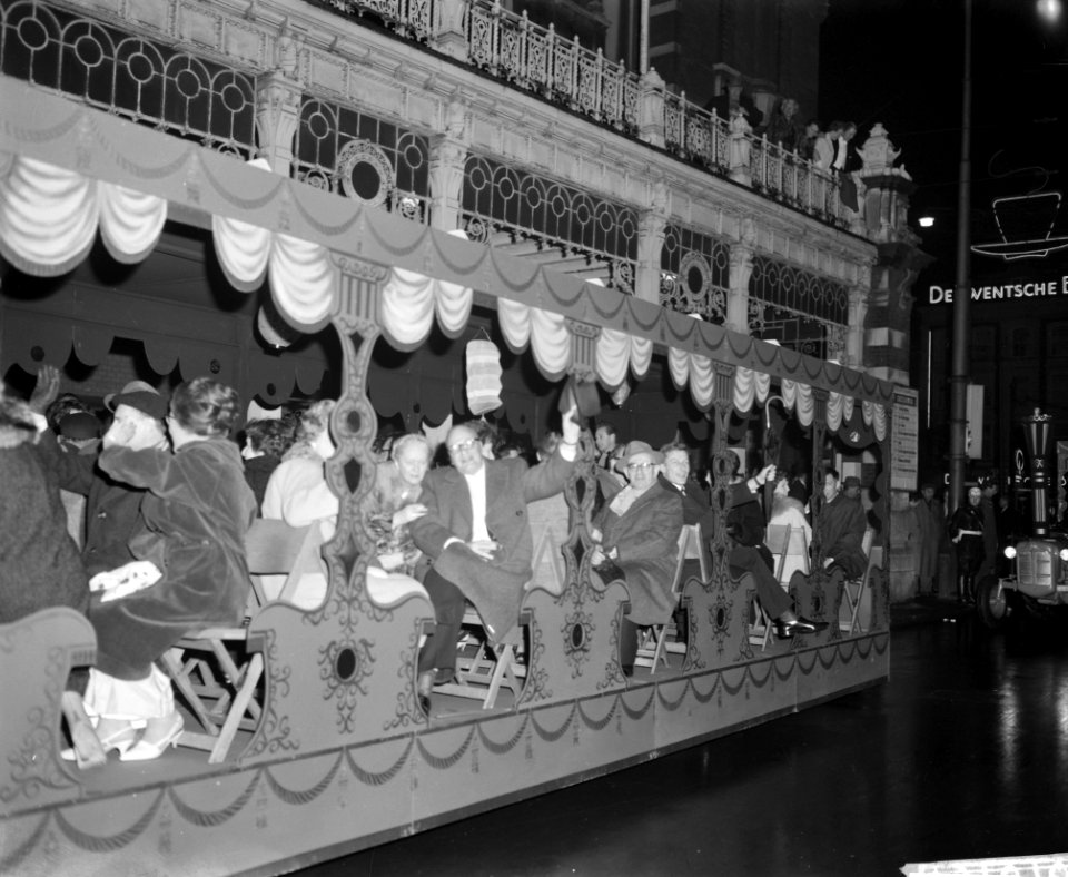 Gala-avond in de Stadsschouwburg in Amsterdam ter gelegenheid van Boekenweek 19…, Bestanddeelnr 913-7070