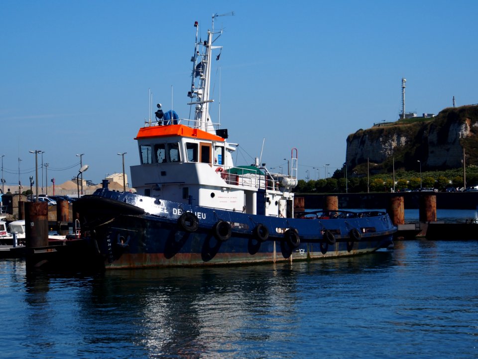 Gabriel de Clieu - IMO 7314709 - Callsign FO27067 at Dieppe, pic2