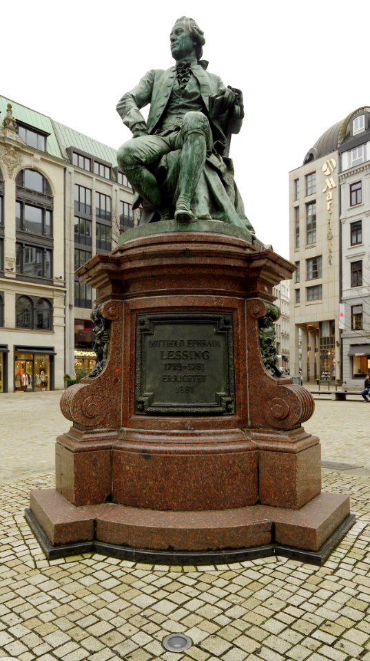 Gaensemarkt.Lessing-Denkmal
