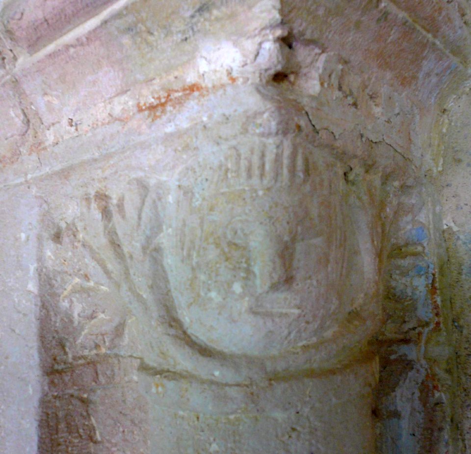 Gámiz - Iglesia de Santa Eulalia, portada tardorrománica con arquería apuntada protogótica 06