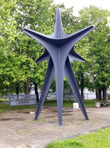 Gagarin-Denkmal HalleVogelweide2