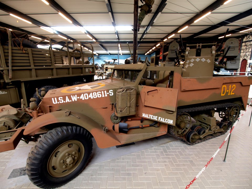 G-102 White M16A1 Half-Track MGMC pic1