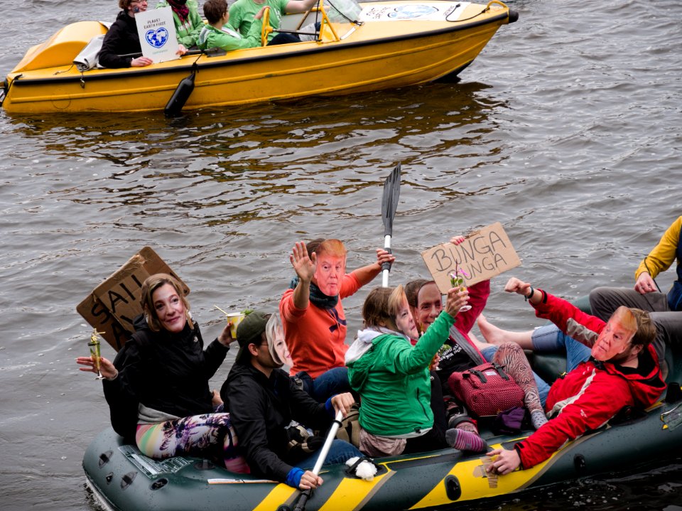 G20 Protestwelle Hamburg boats on the Binnenalster 11
