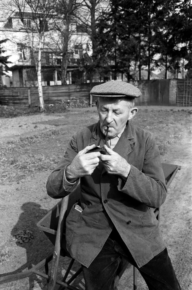 G Van Oosterum 70 jaar in dienst in Baarn, Bestanddeelnr 912-1922