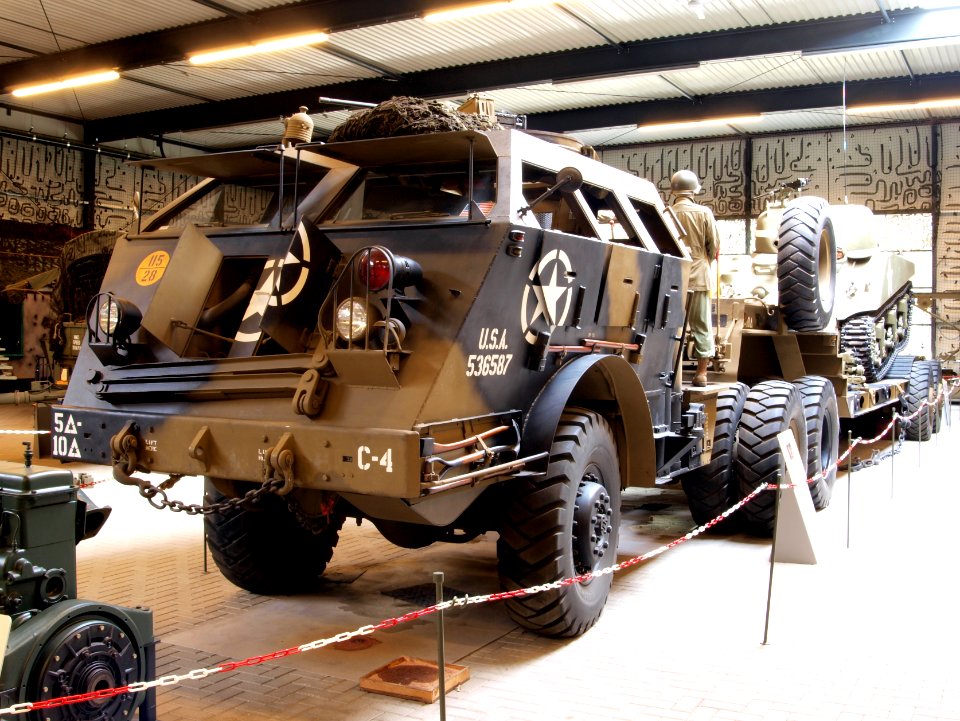 G-160 6x6 Tractor M26 Pacific Car & Foundry (Dragon Wagon)pic2