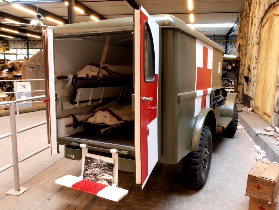 G-502 4x4 Dodge WC-54 T214 Ambulance pic2