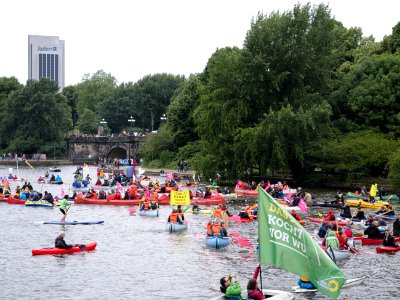 G20 Protestwelle Hamburg boats on the Binnenalster 10
