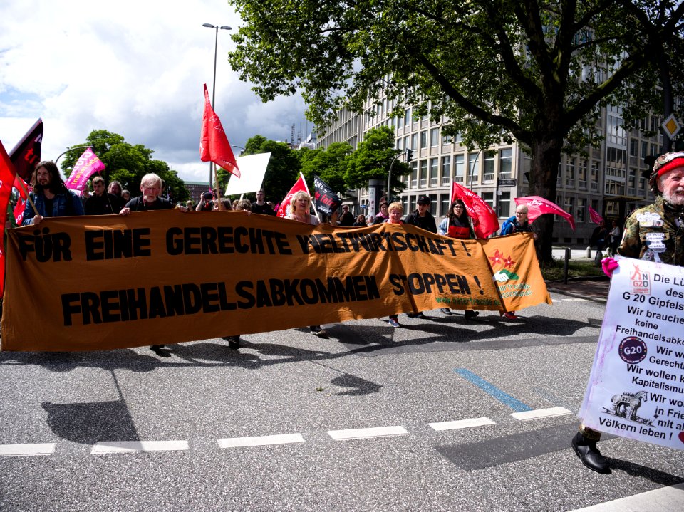 G20 Protestwelle Demonstration 09