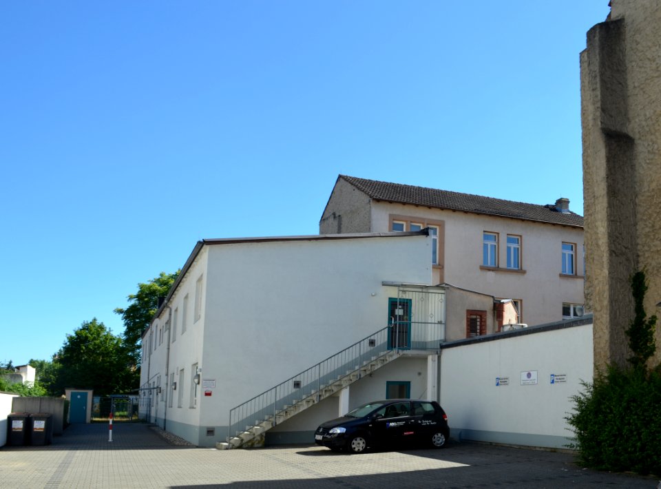 Frankfurt-Niederrad, Goldsteinstraße 33