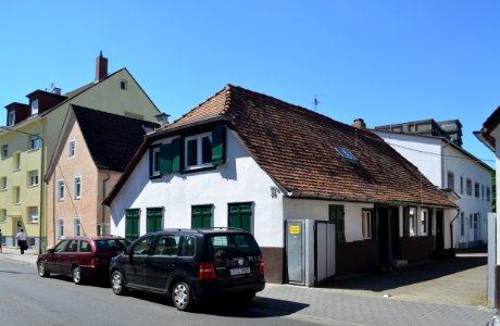 Frankfurt-Niederrad, Kelsterbacher Straße 28