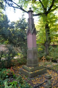 Frankfurt, Hauptfriedhof, Grab J 171-173 Rumpf (2)