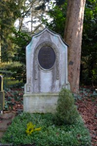 Frankfurt, Hauptfriedhof, Grab I 699 Jacobi (1)
